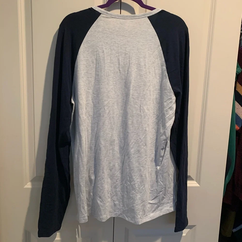 NWT Lululemon Gray Long Sleeve Shirt - Picture 2 of 6